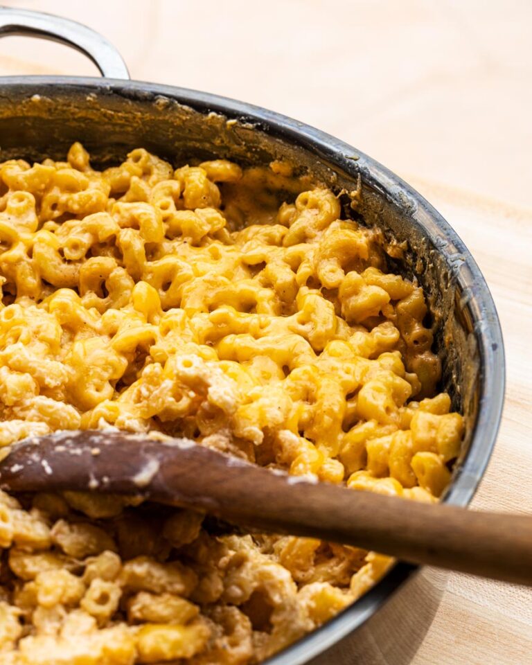 Beer mac and cheese, so creamy and smoky