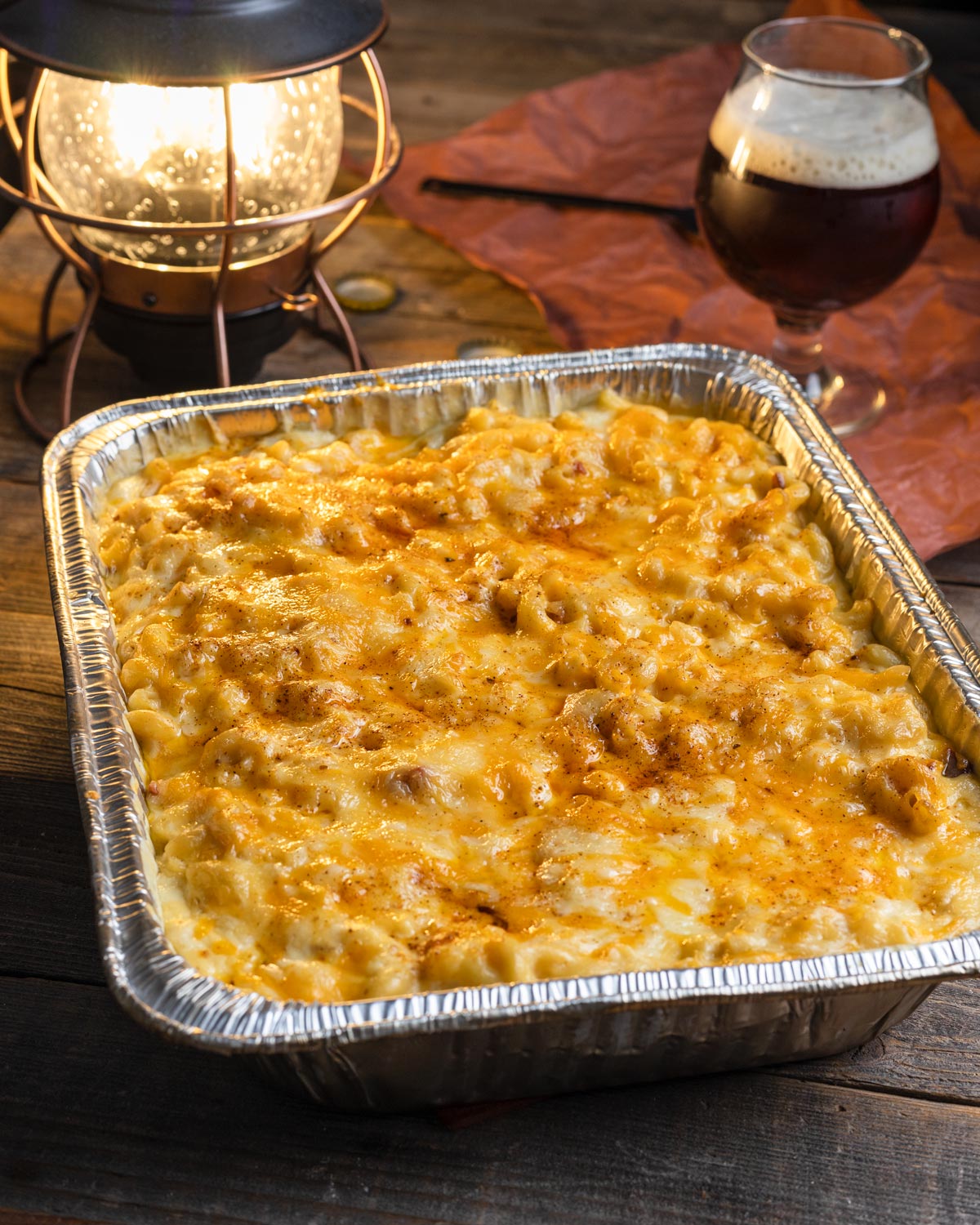 This smoked mac n cheese is warm and bubble, ready to be served.