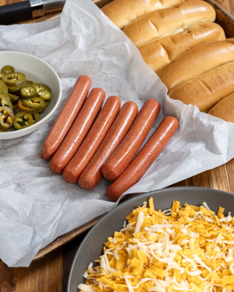 These are the ingredients for the grilled cheese hot dogs.